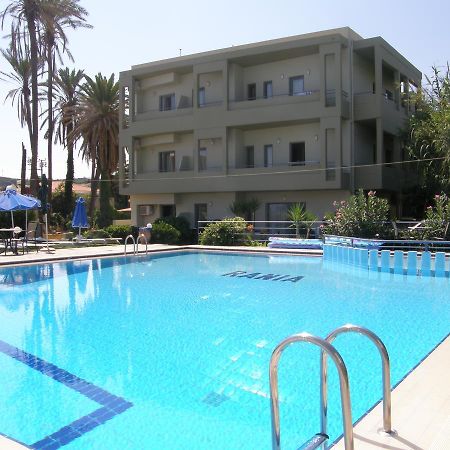 Rania Hotel ApartmentsPlatanés エクステリア 写真
