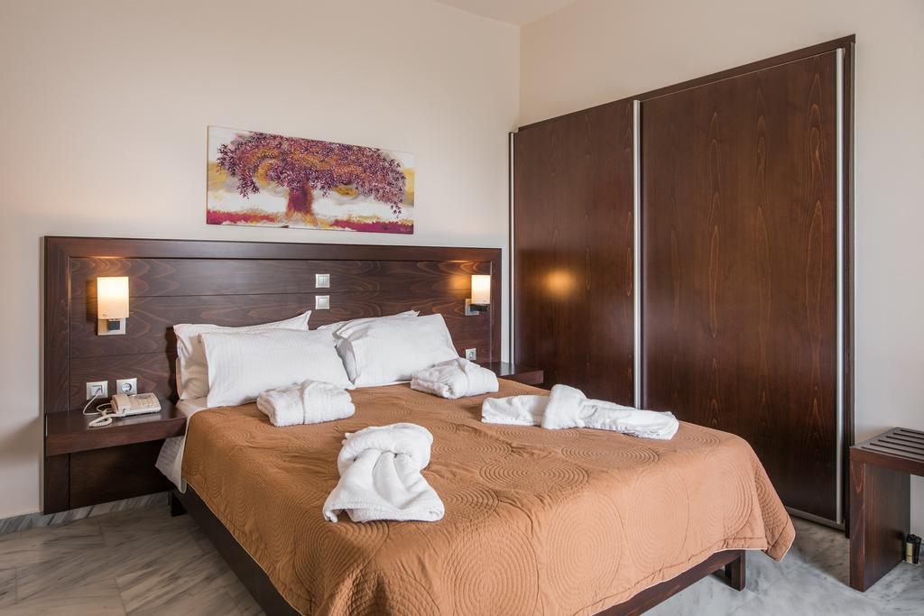Rania Hotel ApartmentsPlatanés エクステリア 写真